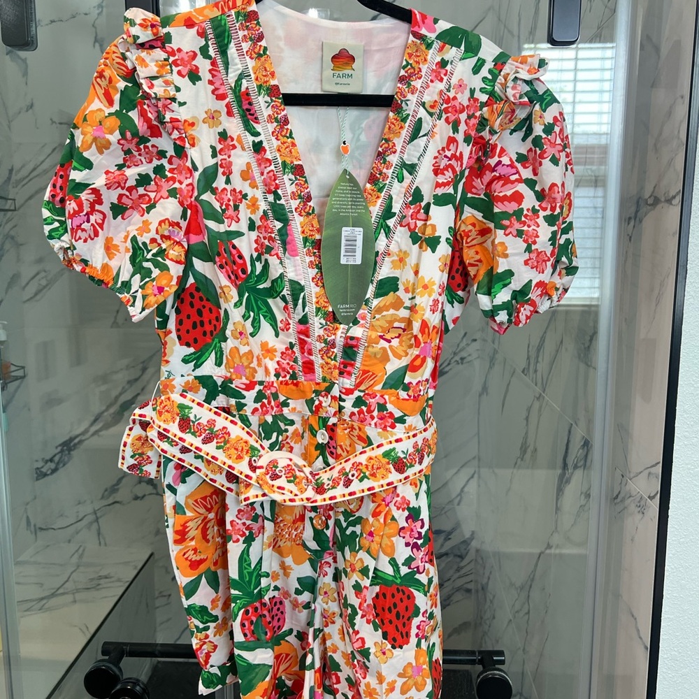 Farm Rio Flowerful Sketch women’s romper size large